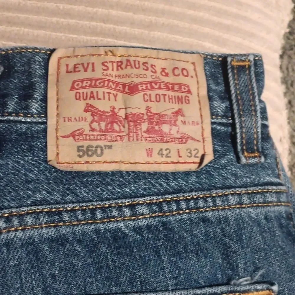 🤠Levi's 560 Mens 42 W x 32 L